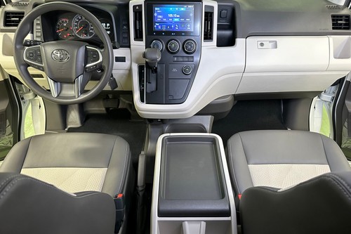 Used 2025 Toyota Hiace GL Grandia A/T