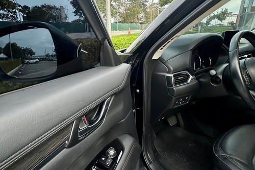Old 2022 Mazda CX-5 2.5L AWD Sport