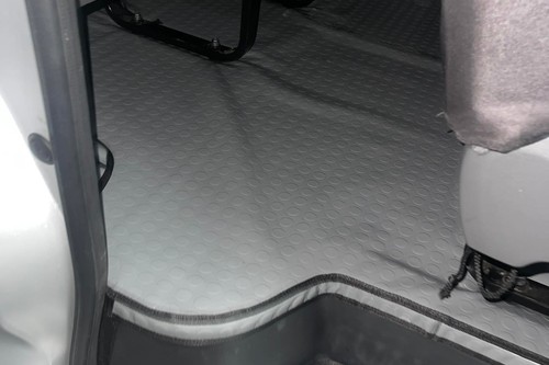 Second hand 2023 Toyota Hiace Commuter Deluxe 