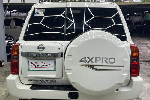 Old 2012 Nissan Patrol Super Safari 3.0L Turbo Automatic 4x4