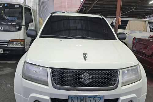 Old 2009 Suzuki Grand Vitara 2.4L AT RWD