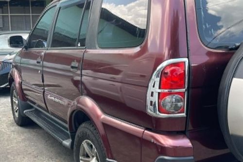 Used 2013 Isuzu Sportivo