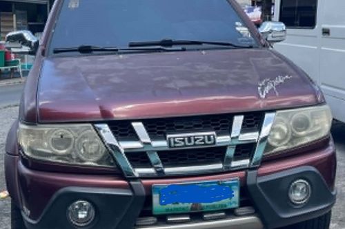 Old 2013 Isuzu Sportivo AT