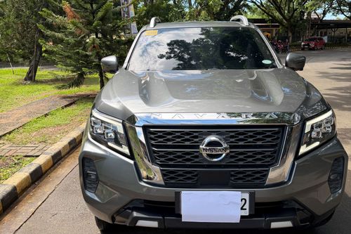 Second hand 2023 Nissan Navara 2.5L VL Calibre AT 4x2 
