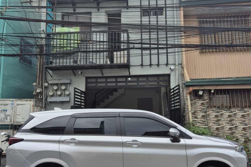 2nd Hand 2024 Toyota Avanza 1.5 VELOZ GAS AT