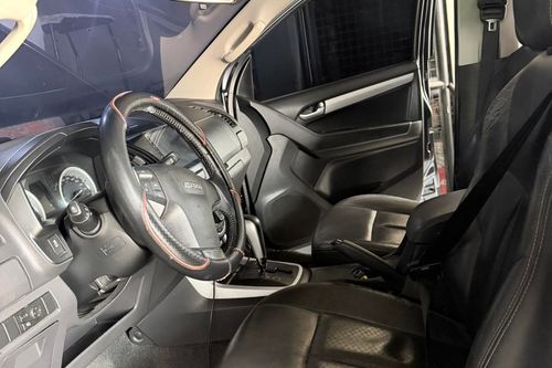 Old 2017 Isuzu D-Max 3.0 4x2 LS-A AT