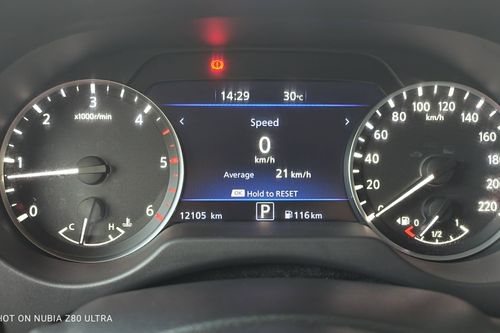 Second hand 2023 Nissan Navara VE Diesel AT RWD 