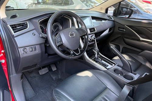 Old 2025 Nissan Livina VE AT