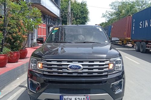 Old 2019 Ford Expedition 3.5L Limited AT