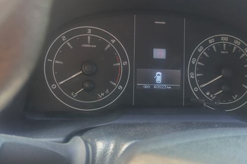 Second hand 2025 Toyota Innova 2.8 XE AT 