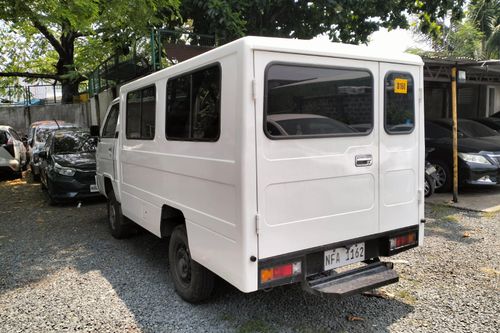 Second hand 2023 Mitsubishi L300 FB Body Dual AirCon 