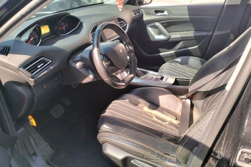Used 2016 Peugeot 308 1.6 L Hatchback Allure
