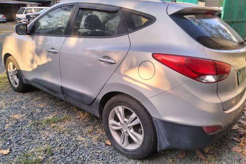 Old 2012 Hyundai Tucson 2.0L CRDI EVGT AT