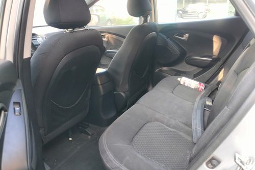 Second hand 2012 Hyundai Tucson 2.0L CRDI EVGT AT 