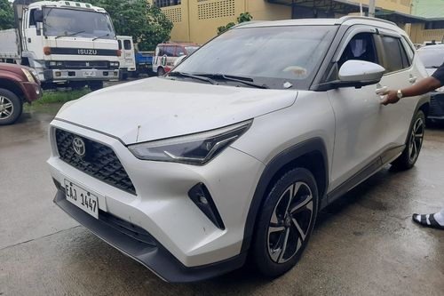 Old 2024 Toyota Yaris Cross 1.5L V CVT