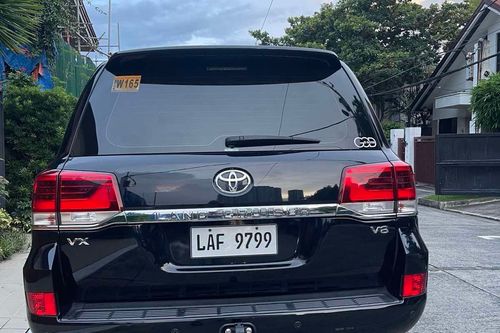 Second hand 2019 Toyota Land Cruiser 4.5 VXS FULL OPTION DSL 