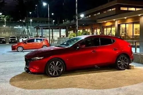 Old 2020 Mazda 3 Hatchback 2.0L Sportback Premium