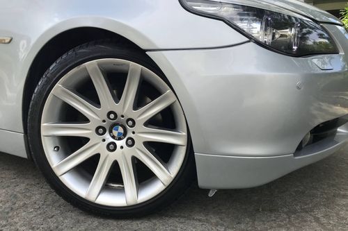 Second hand 2007 BMW 5 Series Sedan 520d 