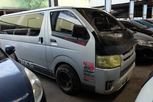 Second hand 2017 Toyota Hiace Commuter 3.0 M/T 