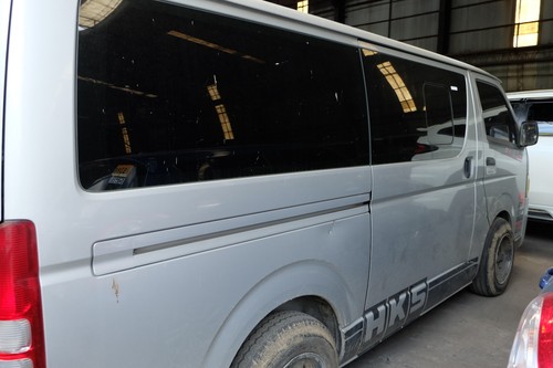 Second hand 2017 Toyota Hiace Commuter 3.0 M/T 