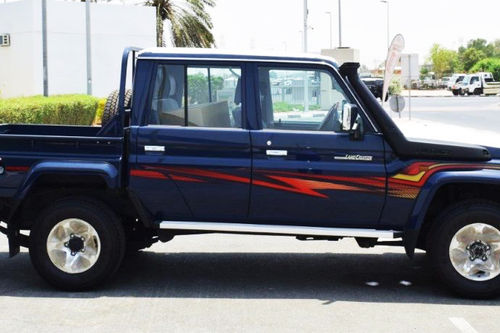 Second hand 2020 Toyota Land Cruiser Pickup 4.5L 