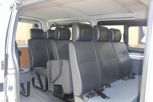 Second hand 2016 Toyota Hiace 3.0L Commuter MT 