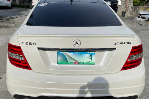 Old 2013 Mercedes-Benz C-Class C250