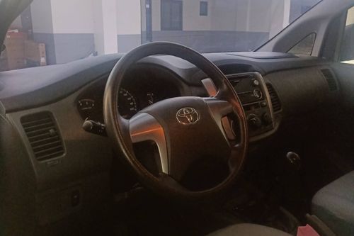 Used 2015 Toyota Innova 2.8L E MT