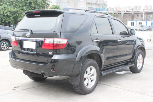 Old 2009 Toyota Fortuner 2.5 G AT