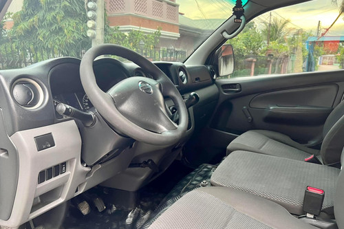 Used 2015 Nissan NV350 Urvan Standard Plus 18-Seater