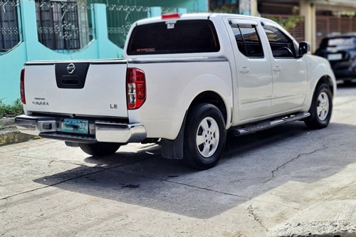 Old 2010 Nissan Frontier Navara 2.5L LE AT