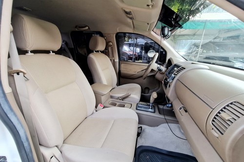 Used 2010 Nissan Frontier Navara 2.5L LE AT