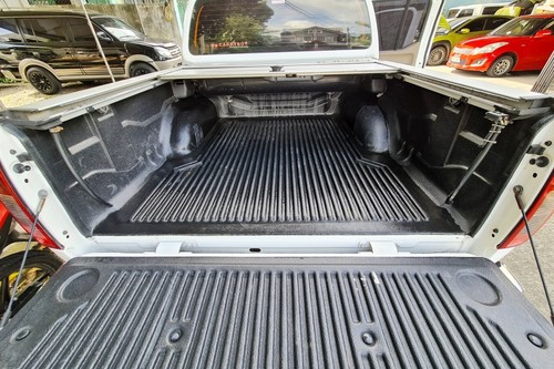 Used 2010 Nissan Frontier Navara 2.5L LE AT