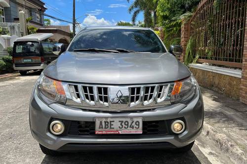 Second hand 2015 Mitsubishi Strada 2.5 GLS-V MT 