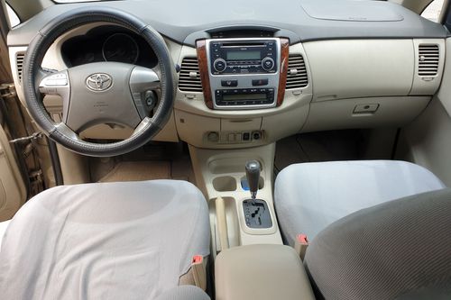 Used 2012 Toyota Innova 2.5L G AT