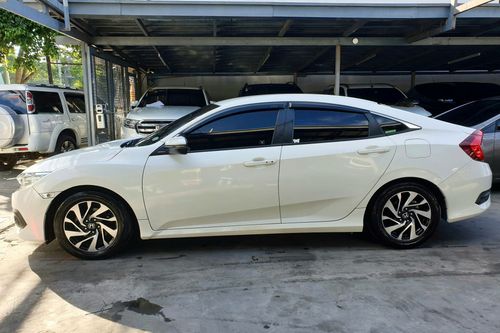 2nd Hand 2017 Honda Civic 1.8 E AT