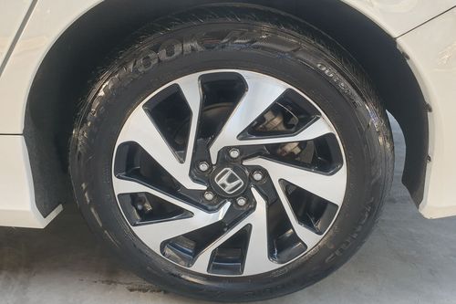 Used 2017 Honda Civic 1.8 E AT