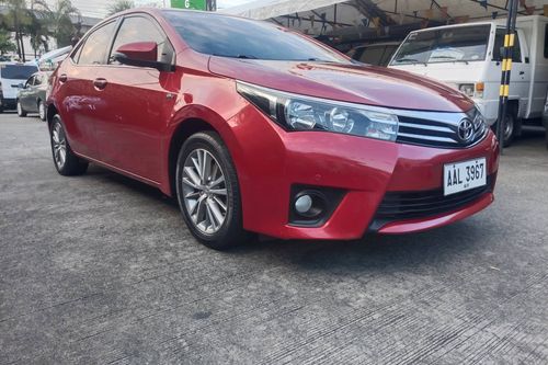 Second hand 2014 Toyota Corolla Altis 1.6 V AT 