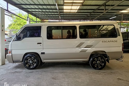 2nd Hand 2014 Nissan Urvan 12 Seater ESCAPADE