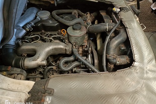 Used 2014 Nissan Urvan 12 Seater ESCAPADE