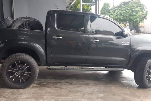 Second hand 2014 Toyota Hilux 2.4 G DSL 4x2 A/T 