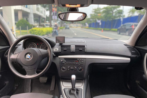 Old 2007 BMW 1 Series (Five Door) 118i