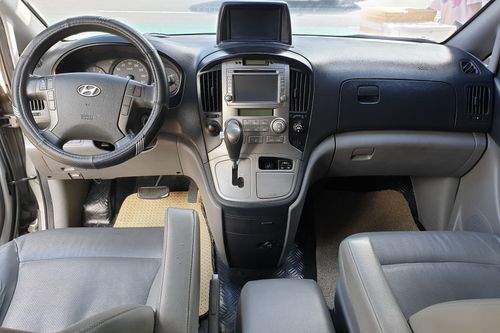 Used 2015 Hyundai Grand Starex 2.5 CVX