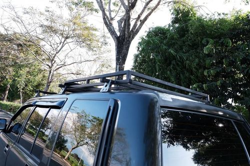 Second hand 1995 Isuzu Trooper 3.1 AT 4x4 