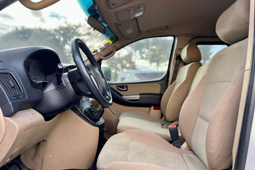 Used 2022 Hyundai Starex 2.5L SVX MT