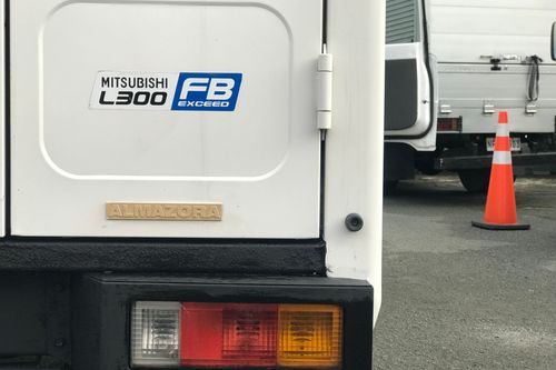 Used 2017 Mitsubishi L300 2.5L FB Exceed MT