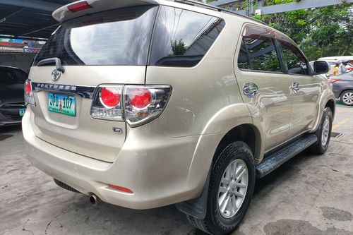 Second hand 2012 Toyota Fortuner Gas AT 4x2 2.7 G 