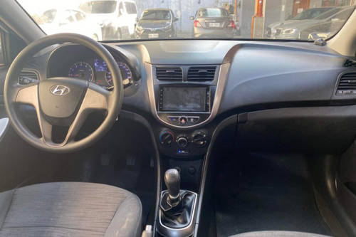 Second hand 2018 Hyundai Accent 1.4 GL 6MT 