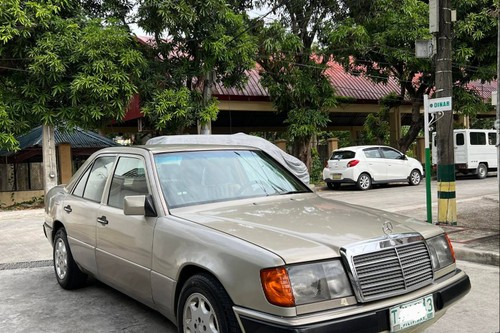 Used 1990 Mercedes-Benz 230E 2.3L AT