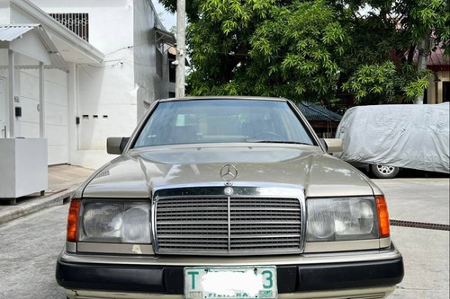 Used 1990 Mercedes-Benz 230E 2.3L AT
